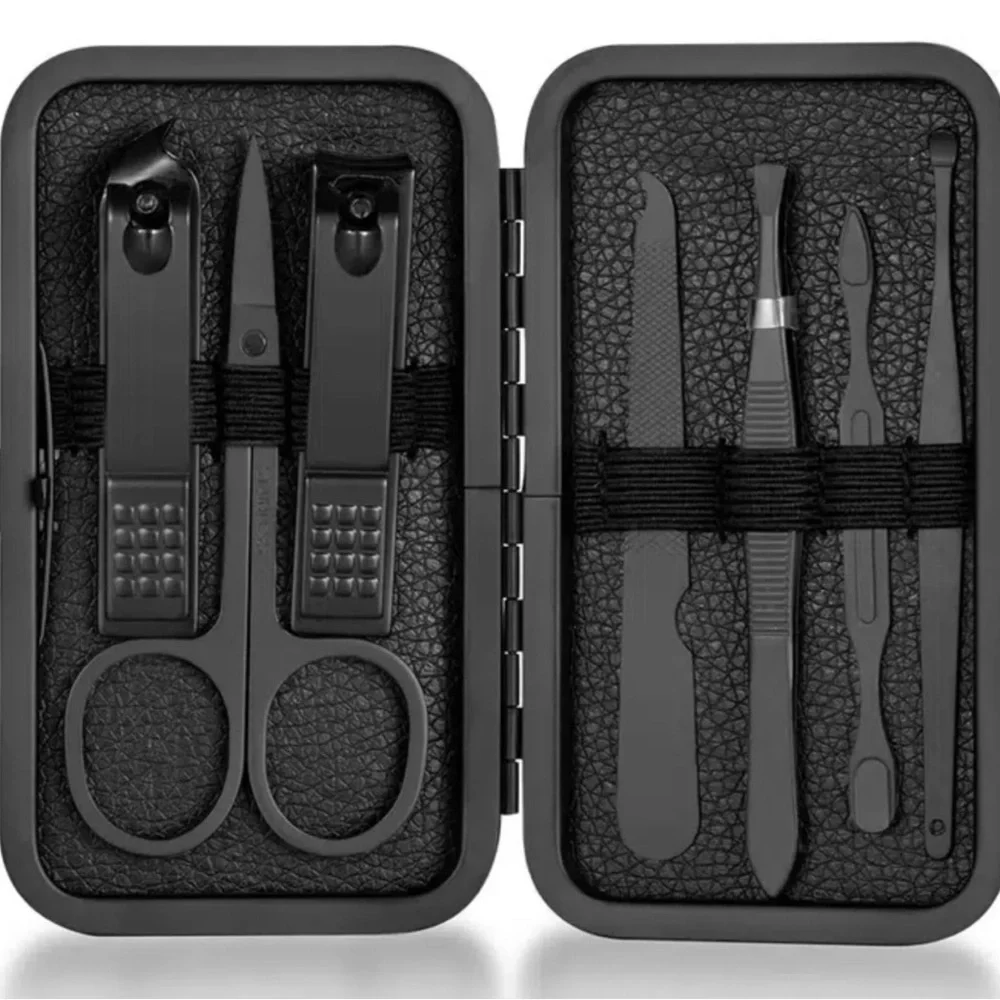 Premium Black Manicure & Grooming Kit – Luxury Travel Case 🖤